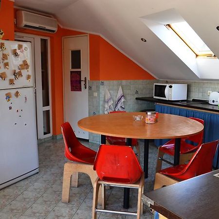 Wanted Hostel Lviv Extérieur photo