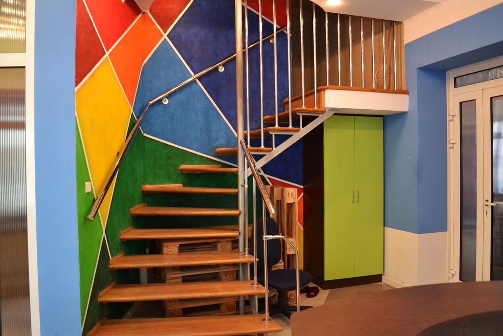 Wanted Hostel Lviv Extérieur photo