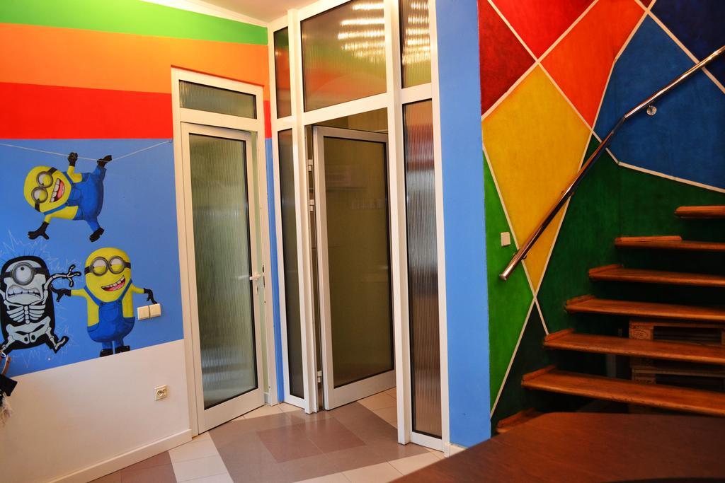 Wanted Hostel Lviv Extérieur photo
